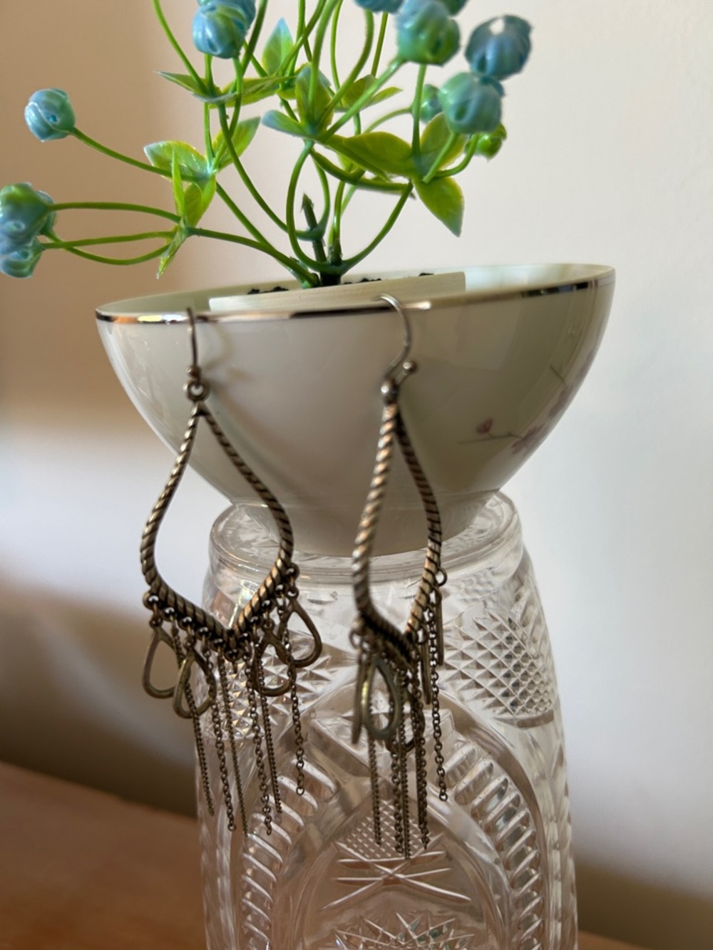 Boho Twisted Metal Dangle Earrings in Antique Brass